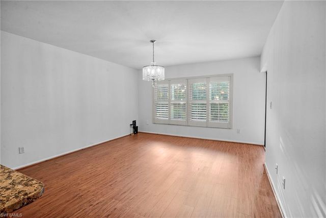 8302 Charter Club CIR 6, Fort Myers, FL 33919