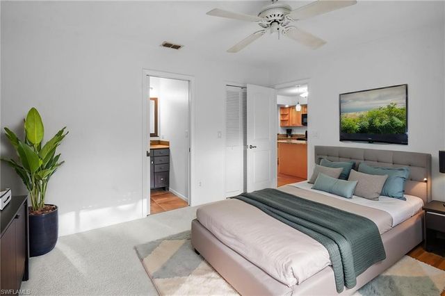 8302 Charter Club CIR 6, Fort Myers, FL 33919