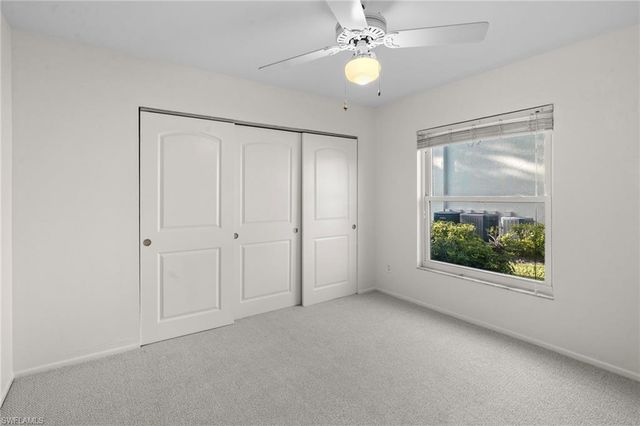 8302 Charter Club CIR 6, Fort Myers, FL 33919