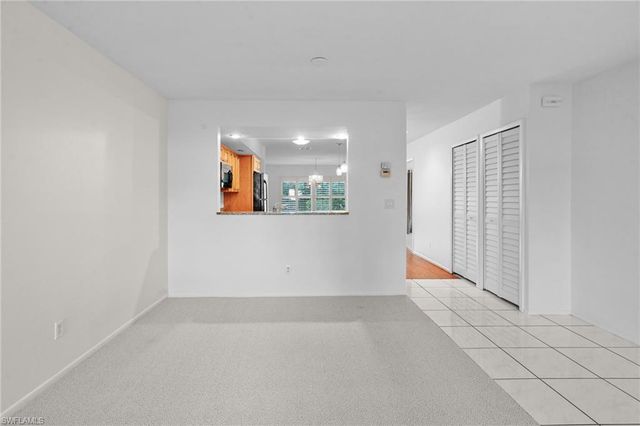 8302 Charter Club CIR 6, Fort Myers, FL 33919
