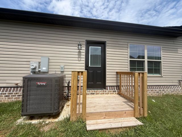 840 Ridgewood Drive 4, Berea, KY 40403