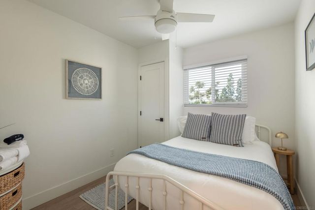 2138 2140 Reed Ave, San Diego, CA 92109