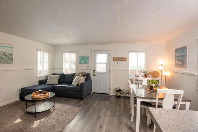 2138 2140 Reed Ave, San Diego, CA 92109