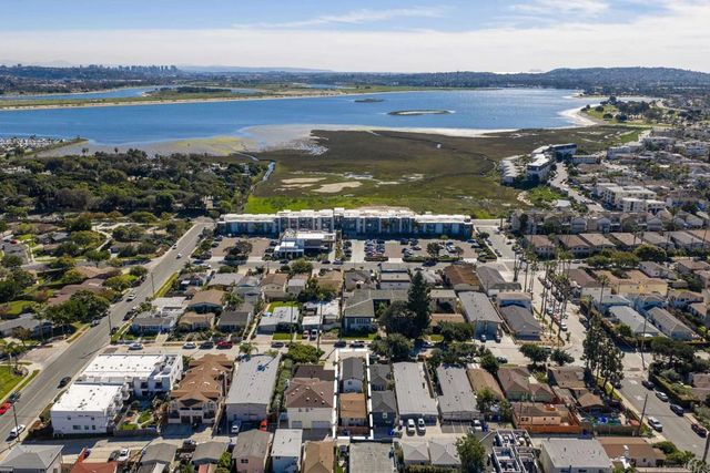 2138 2140 Reed Ave, San Diego, CA 92109