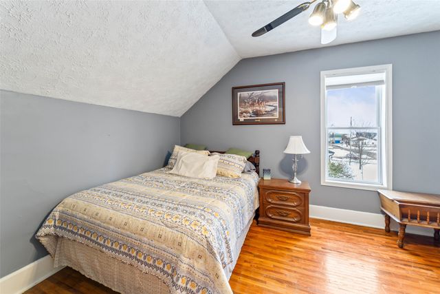 102 N West Avenue, Baxter, IA 50028