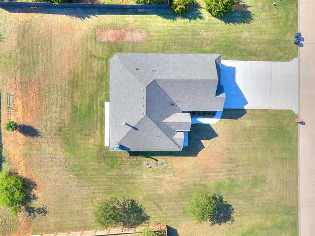 11341 White Tail Ridge, Guthrie, OK 73044