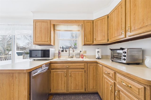 582 Watson Road, Perinton, NY 14450