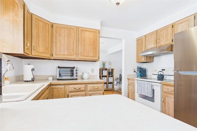 582 Watson Road, Perinton, NY 14450