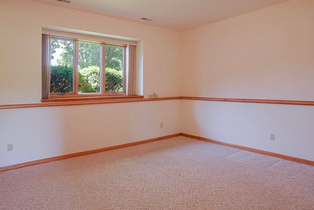 1530 Happy Valley Road, Crown Point, IN 46307