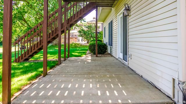 1530 Happy Valley Road, Crown Point, IN 46307