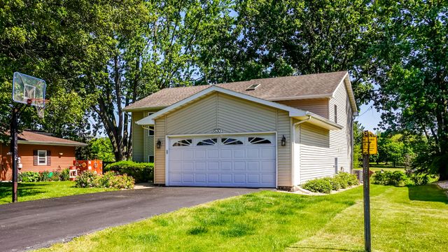 1530 Happy Valley Road, Crown Point, IN 46307