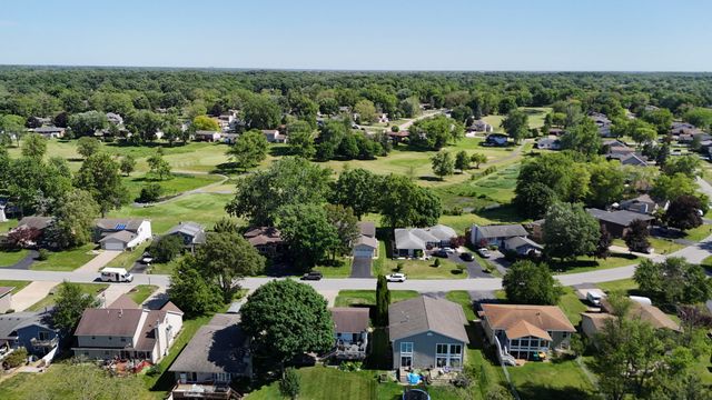 1530 Happy Valley Road, Crown Point, IN 46307