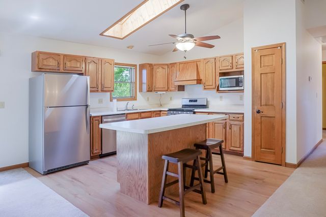 1530 Happy Valley Road, Crown Point, IN 46307
