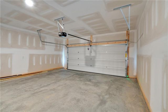 107 Stonecreek Avenue, Rockmart, GA 30132