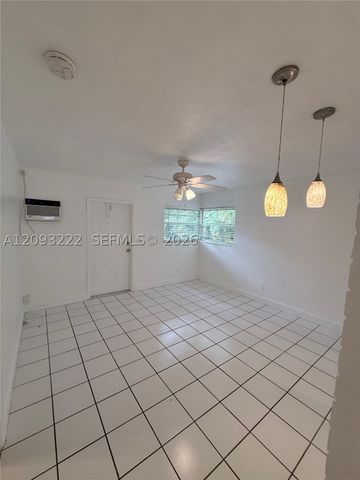 713 SW 13th Ave 3, Fort Lauderdale, FL 33312