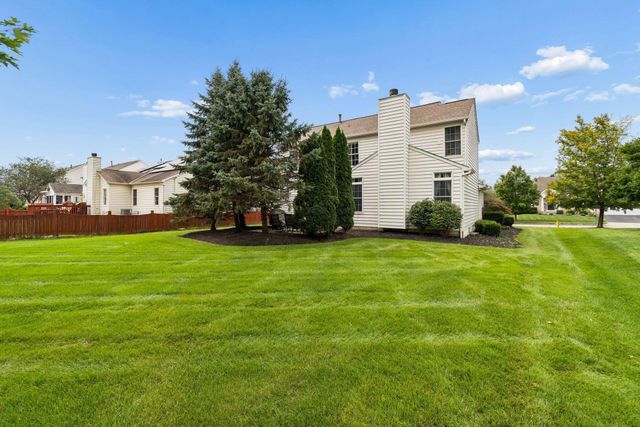 7383 Fairfield Lakes Drive, Powell, OH 43065
