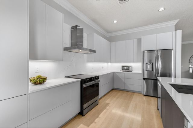 11777 Castellon Court, Boynton Beach, FL 33437