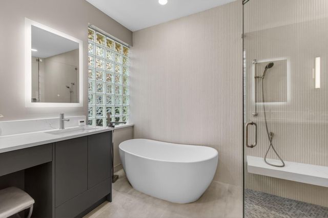 11777 Castellon Court, Boynton Beach, FL 33437