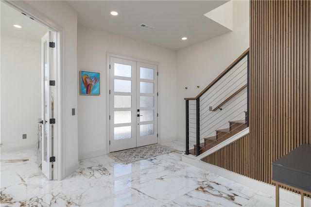 4281 W American Drive, Fayetteville, AR 72704