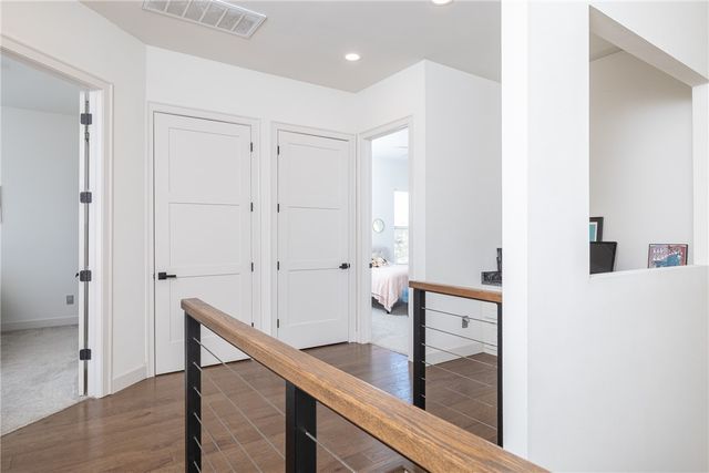 4281 W American Drive, Fayetteville, AR 72704