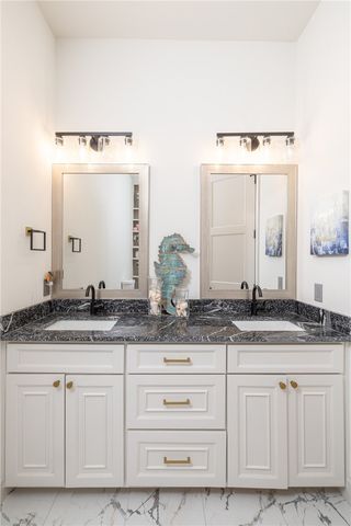 4281 W American Drive, Fayetteville, AR 72704