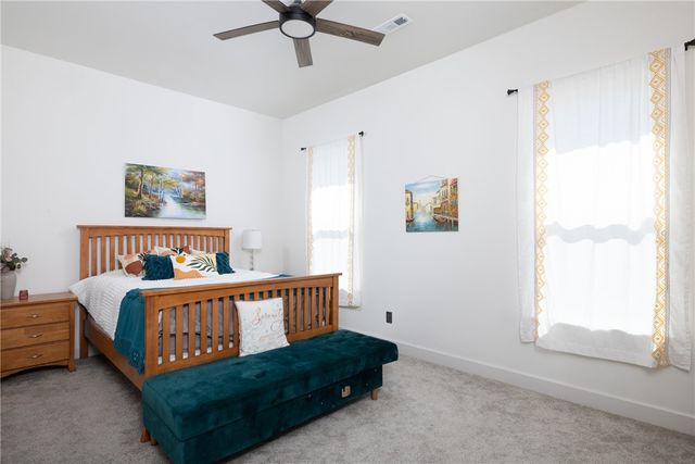 4281 W American Drive, Fayetteville, AR 72704