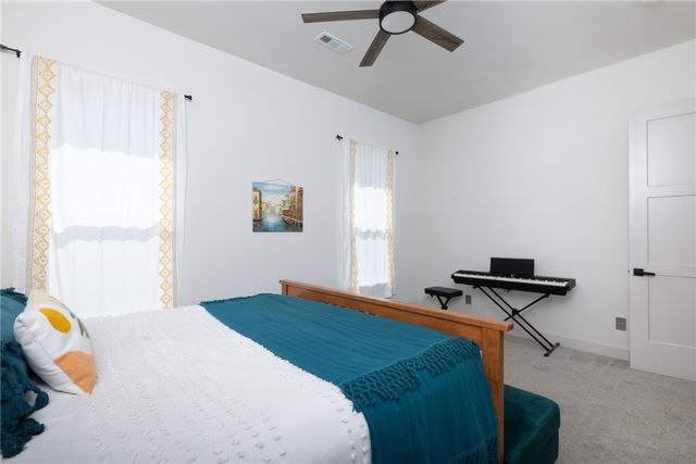 4281 W American Drive, Fayetteville, AR 72704