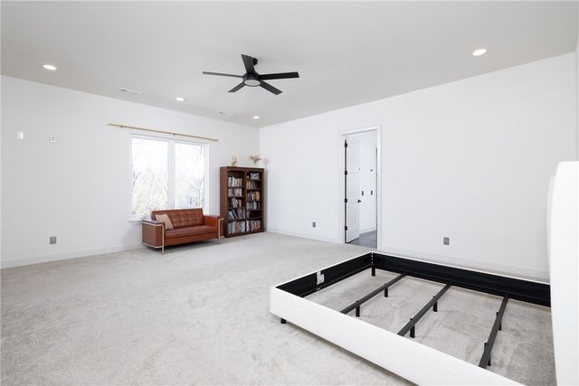 4281 W American Drive, Fayetteville, AR 72704