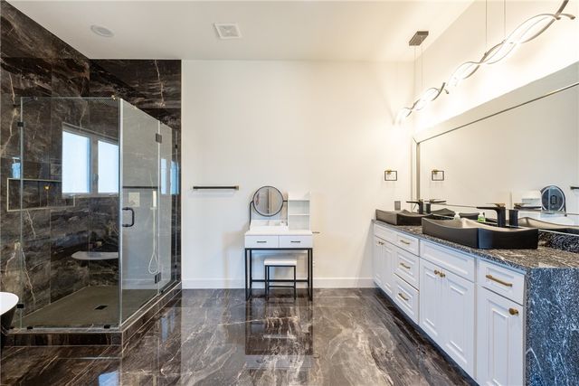 4281 W American Drive, Fayetteville, AR 72704