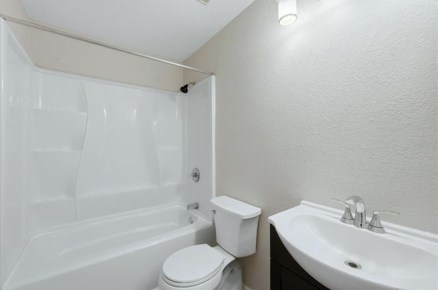 3226 MORAVIA AVENUE, North Port, FL 34286