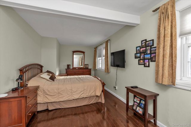 41 Marion Street, Lynbrook, NY 11563