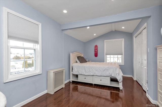 41 Marion Street, Lynbrook, NY 11563