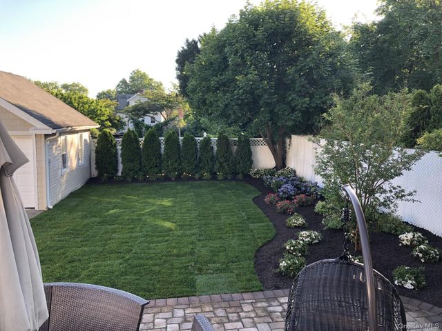 41 Marion Street, Lynbrook, NY 11563