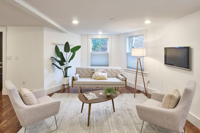 2 Auburn Ave 2, Somerville, MA 02145