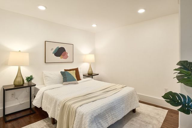 2 Auburn Ave 2, Somerville, MA 02145