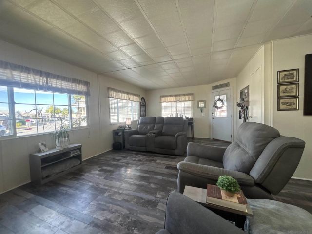 27601 Sun City Blvd. 251, Menifee, CA 92586