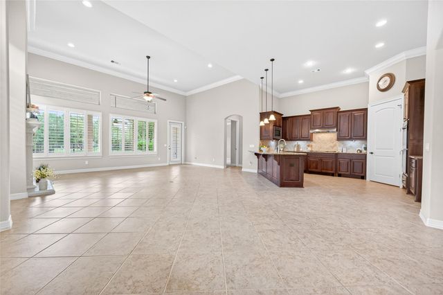55 Floral Hills Lane, Fulshear, TX 77441