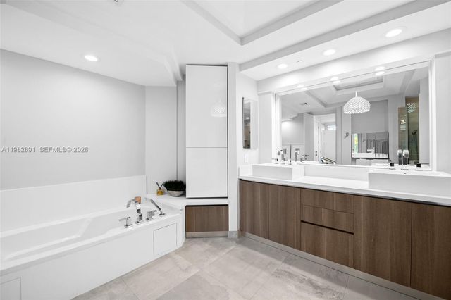 151 Isle Of Venice Dr 2A, Fort Lauderdale, FL 33301