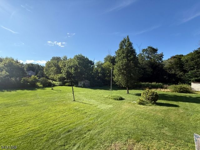 7 2Nd St, Oxford Twp., NJ 07863