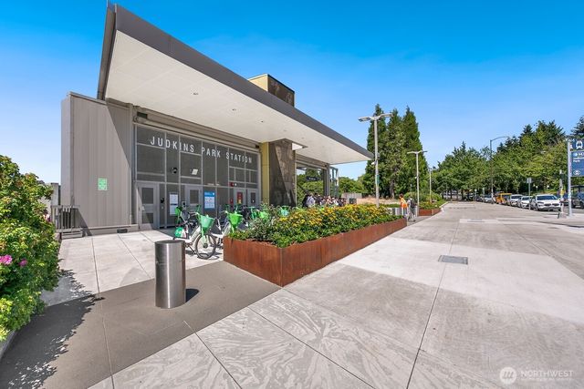 1120 26th Avenue S, Seattle, WA 98144