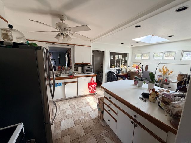 33 Assisi Way, Norwalk, CT 06851