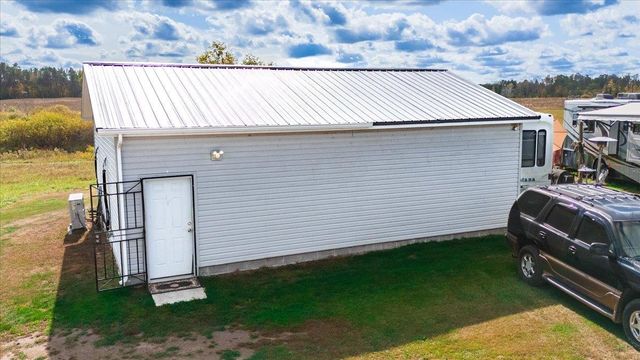 4374 E County Line Road, Plainfield Twp, MI 48739