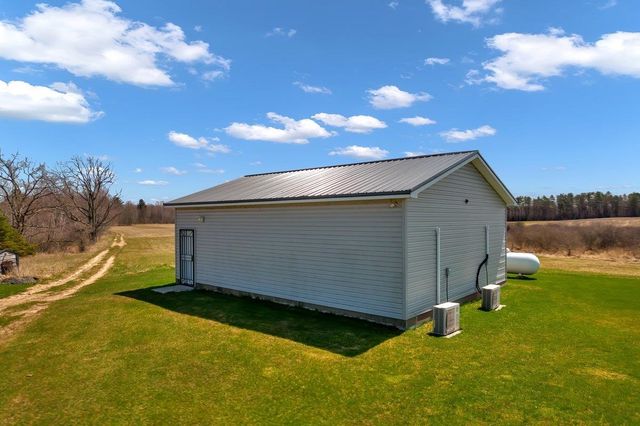 4374 E County Line Road, Plainfield Twp, MI 48739