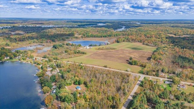 4374 E County Line Road, Plainfield Twp, MI 48739