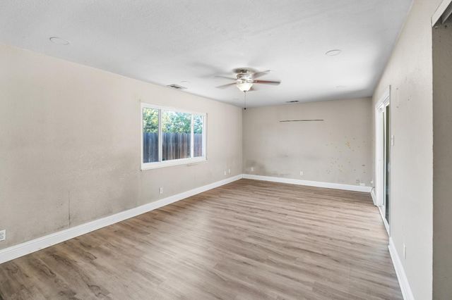 2019 Ethan Way, Sacramento, CA 95825