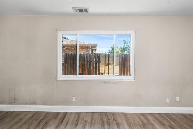 2019 Ethan Way, Sacramento, CA 95825