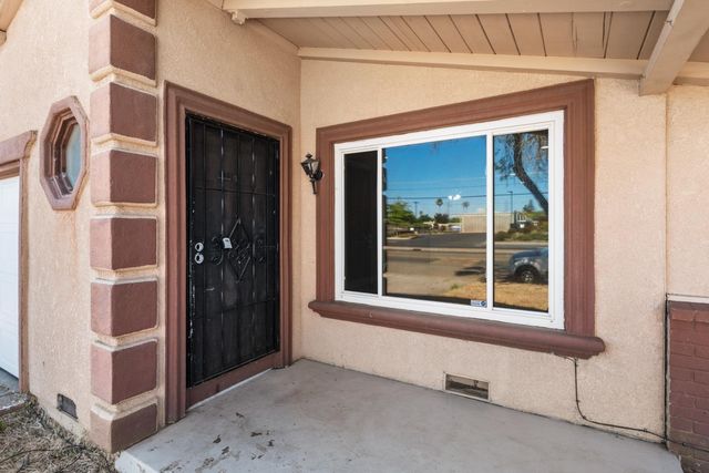 2019 Ethan Way, Sacramento, CA 95825