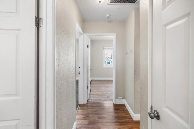 2019 Ethan Way, Sacramento, CA 95825