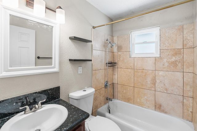 2019 Ethan Way, Sacramento, CA 95825