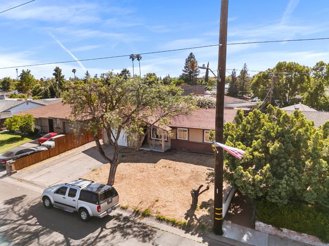 2019 Ethan Way, Sacramento, CA 95825
